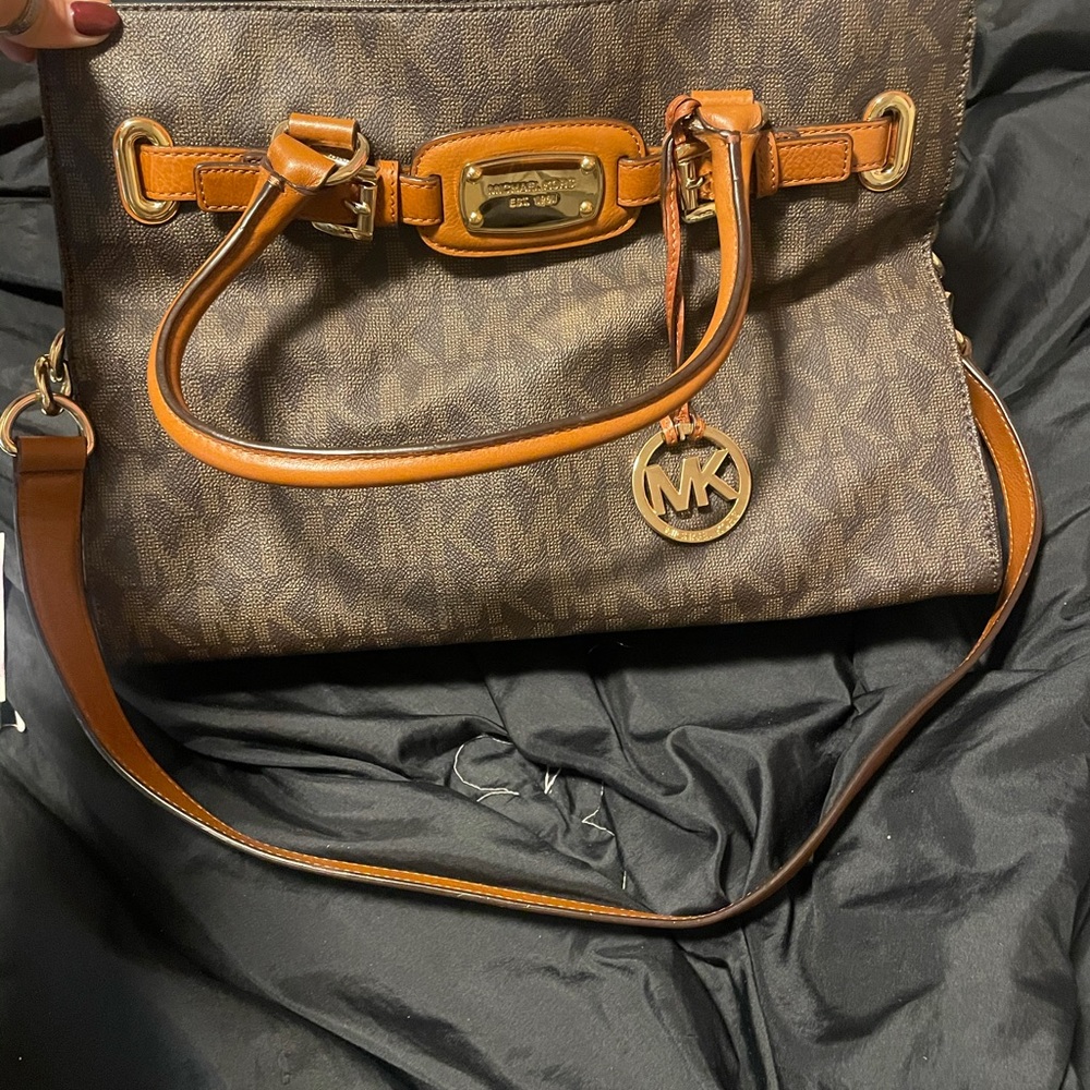 michael kors purse authentic